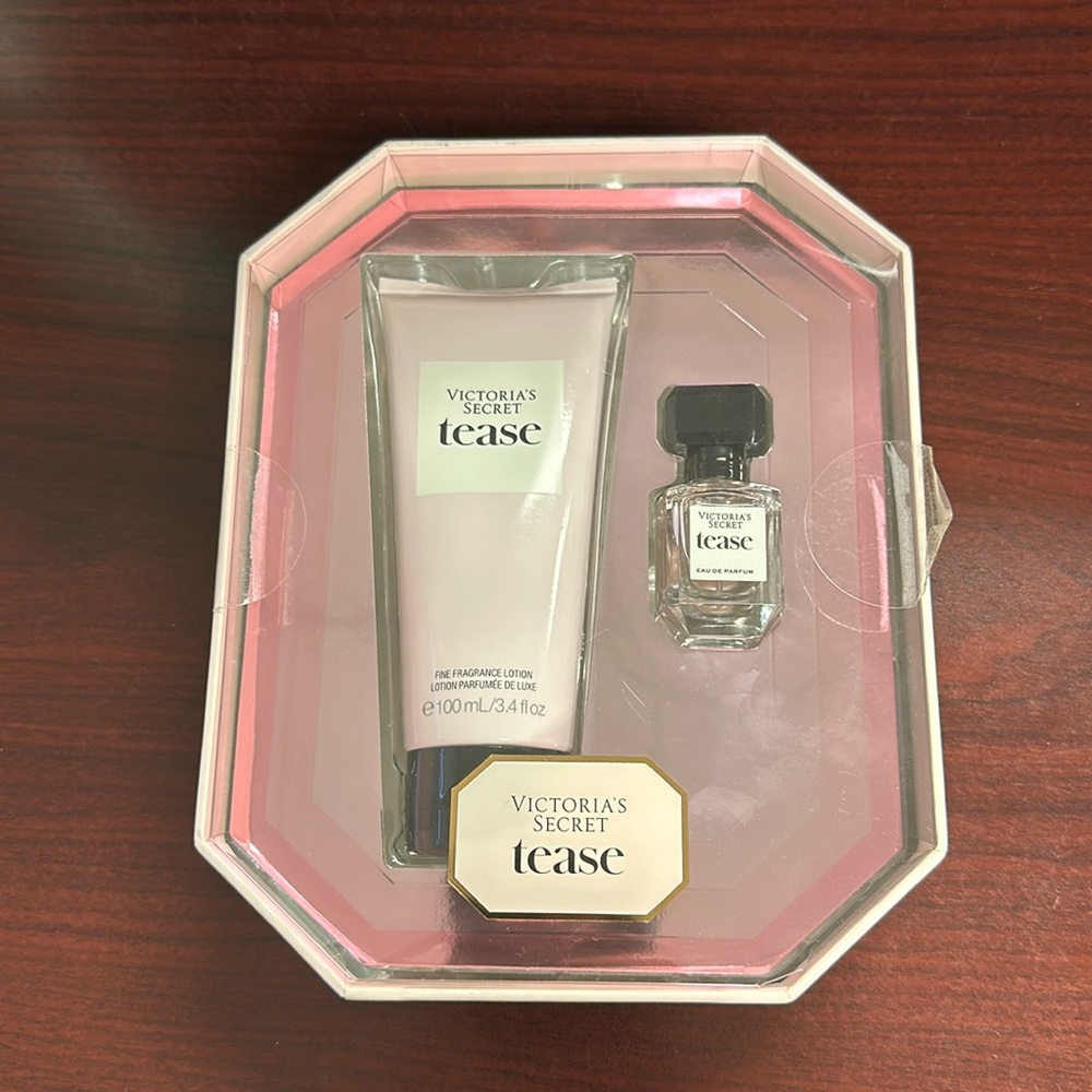 Victoria’s Secret tease gift set